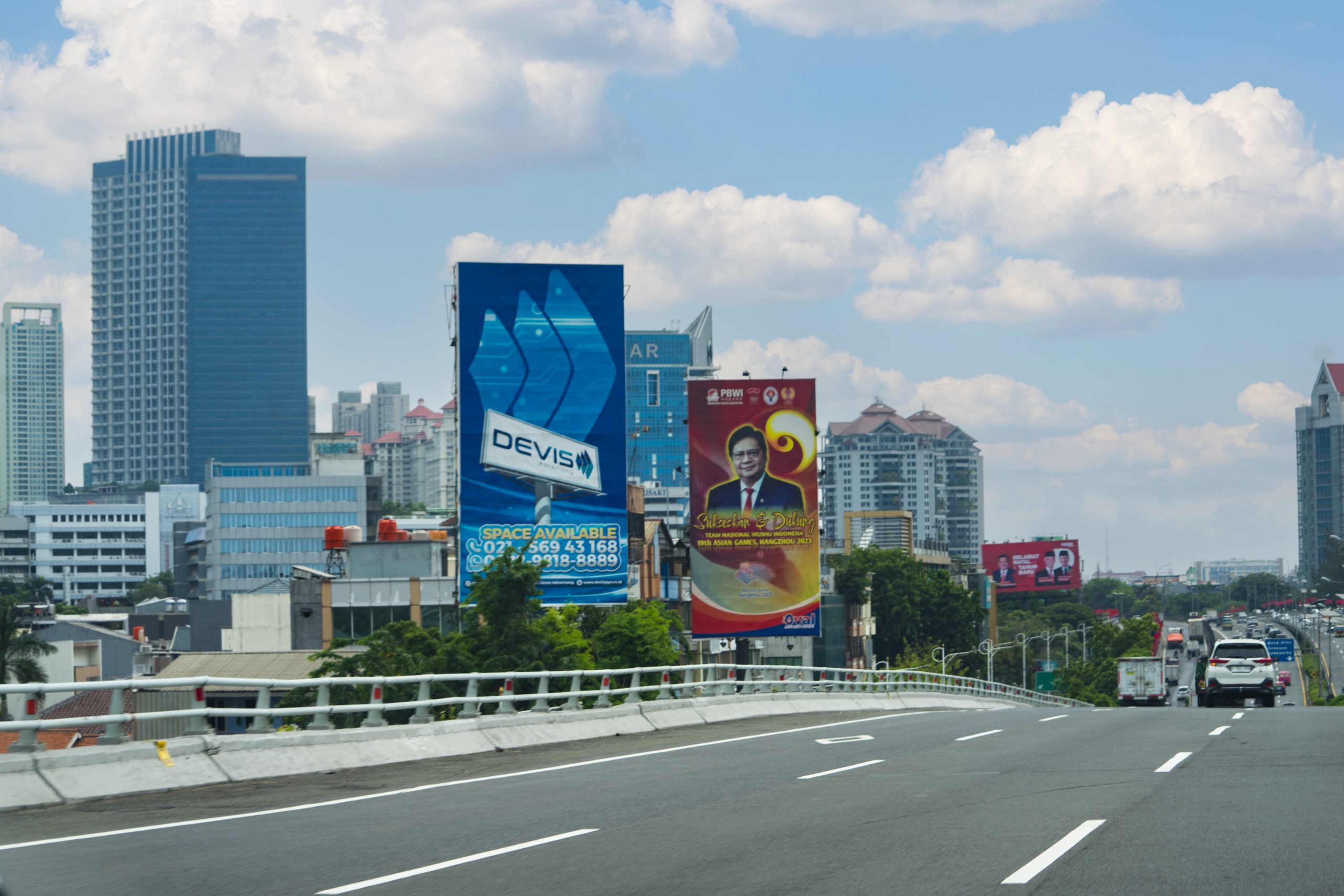 Begini Cara Mengukur Keberhasilan Iklan Billboard di Jakarta